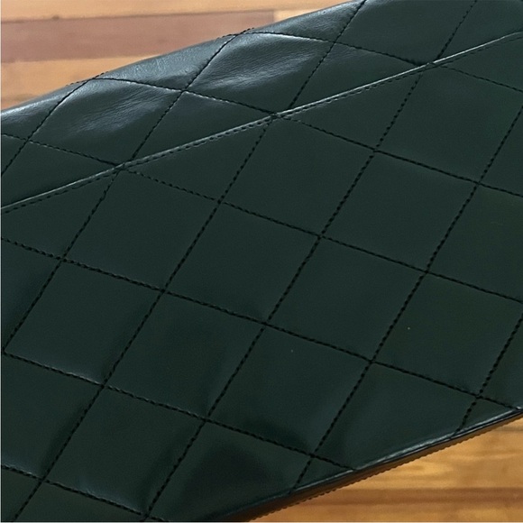 Chanel Single Flap Bag - Picture 11 of 13